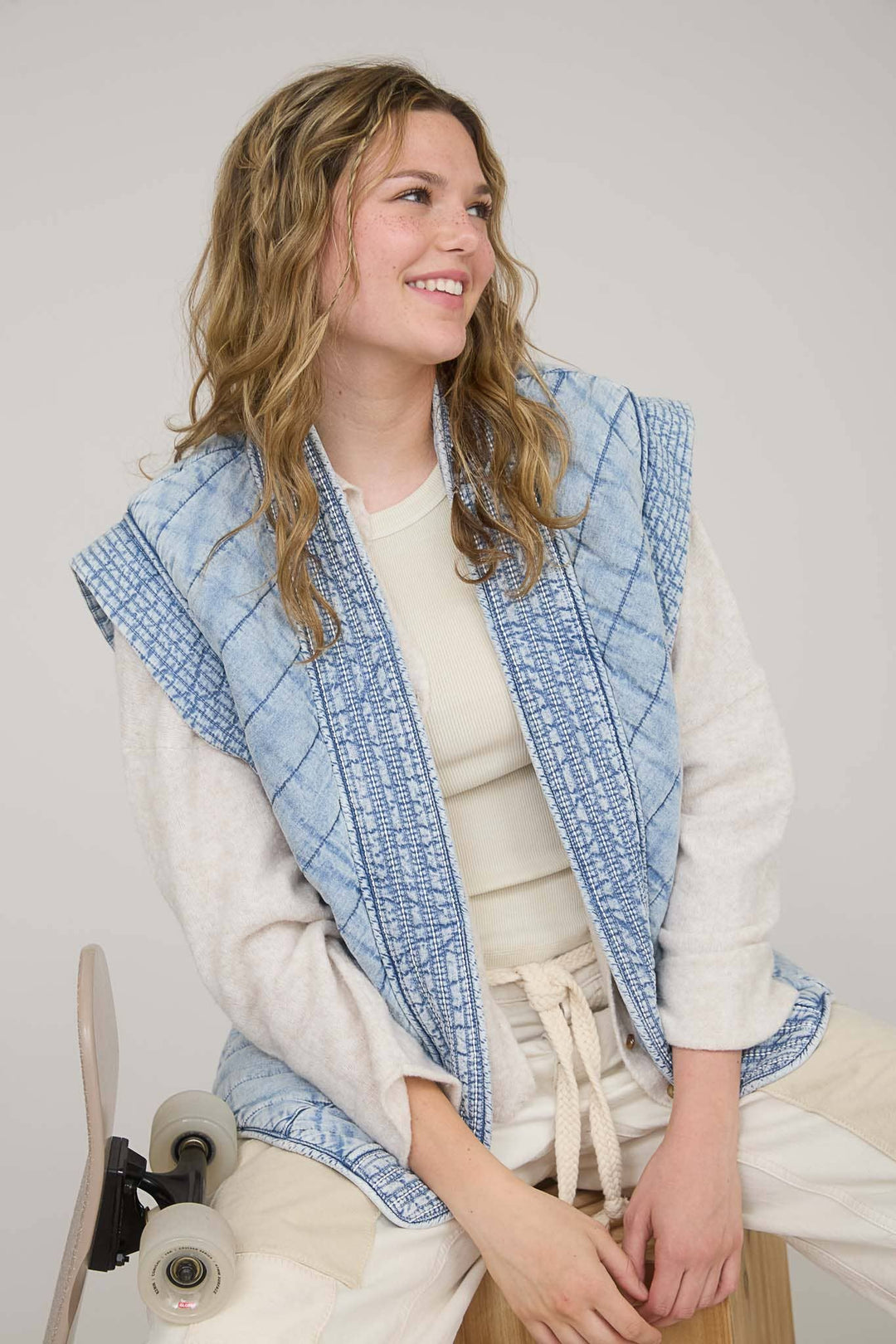 WASHED DENIM QUILTED SHAWL VEST